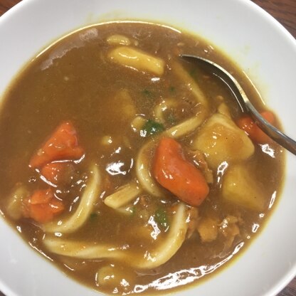 カレーうどん、初めて作りました！なんか私にとって懐かしい感じの味でした。ごちそうさまでした。